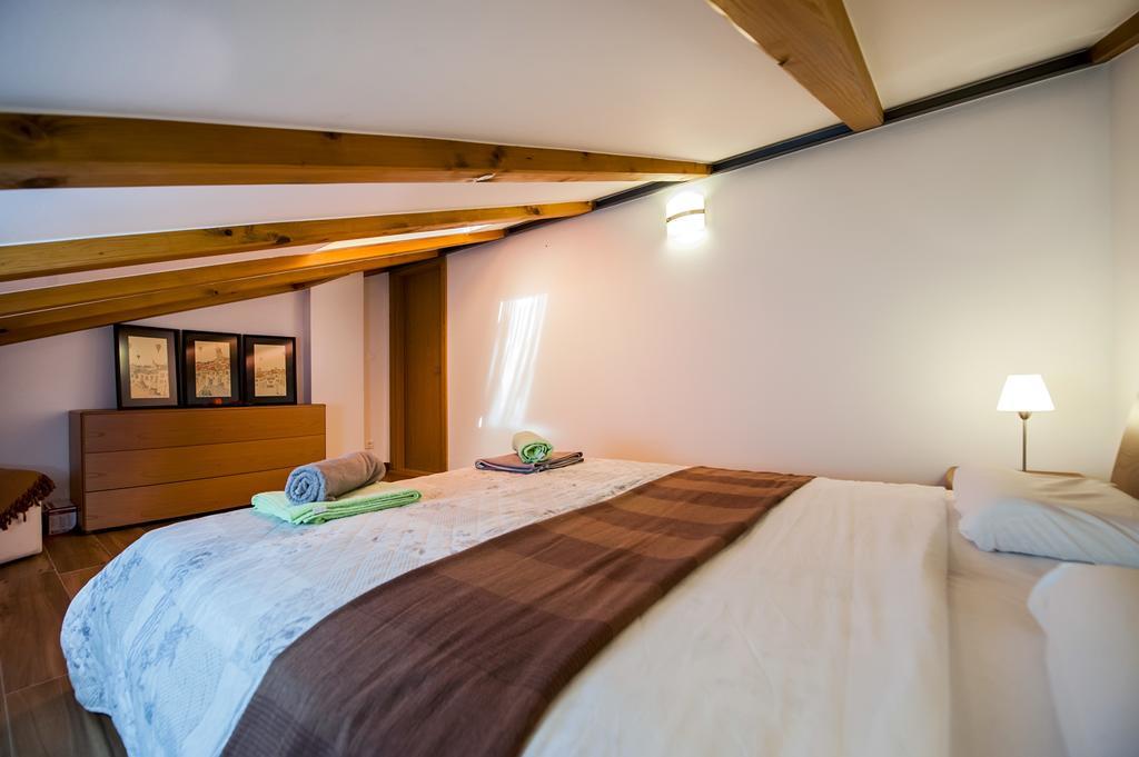 Apartment The Loft ロヴィニ エクステリア 写真